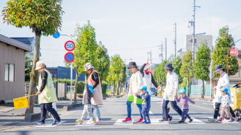 一日の様子 DAY SCHEDULE