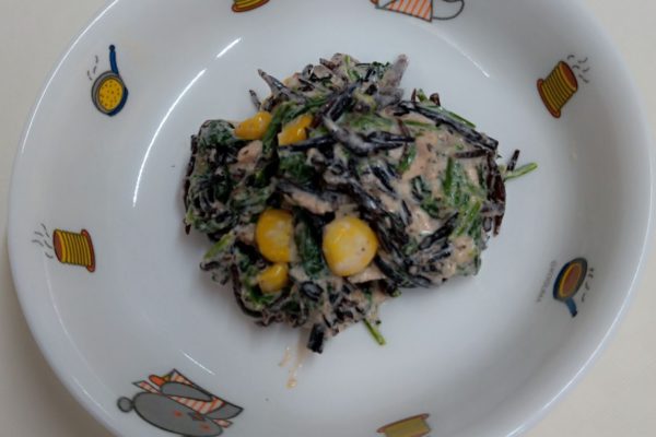 ほうれん草とひじきのサラダ