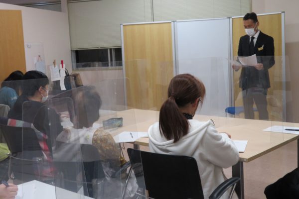 「子どもの人権について」園内研修会を行いました。